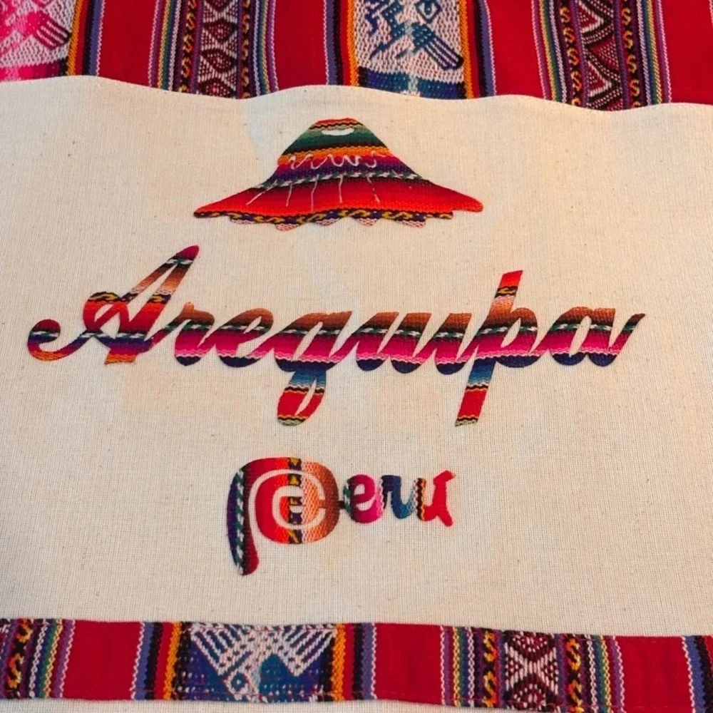 Arequipa‎ Peru Embroidered Beige Canvas Tote Bag NWOT